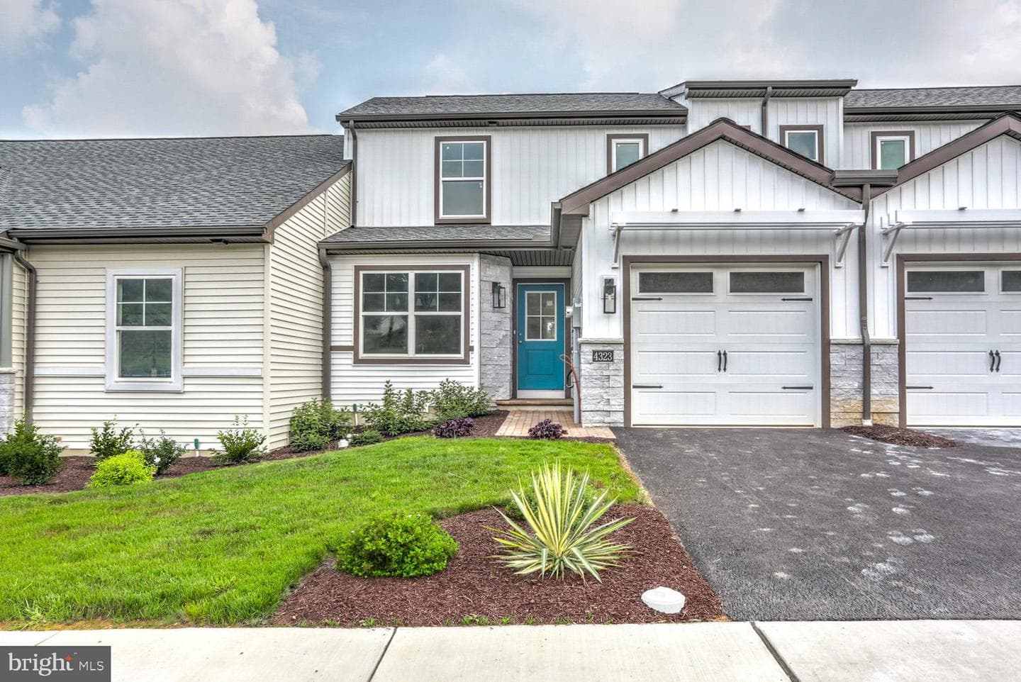 833 Talon Way #56 photo 3