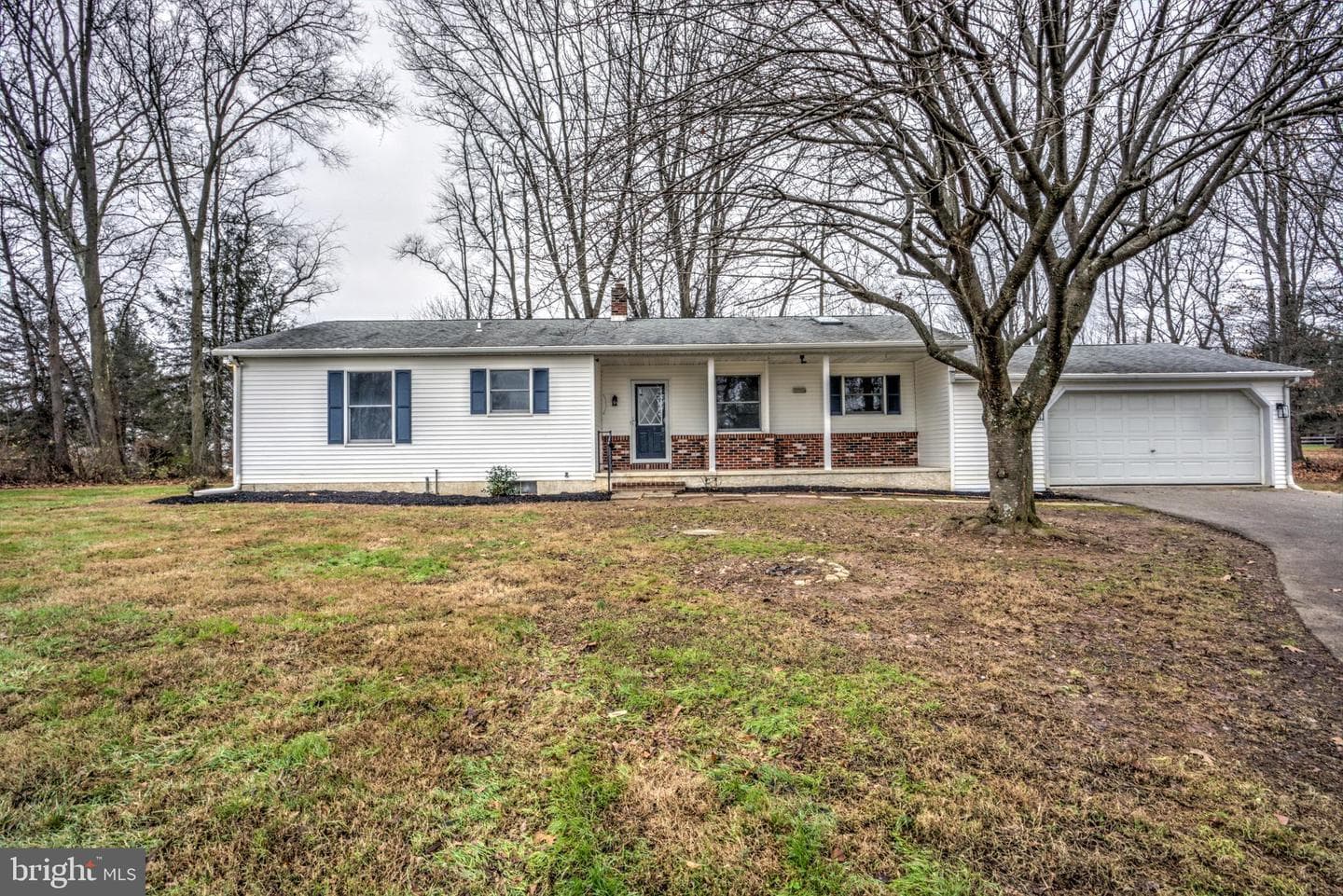 147 Long Lane photo 1