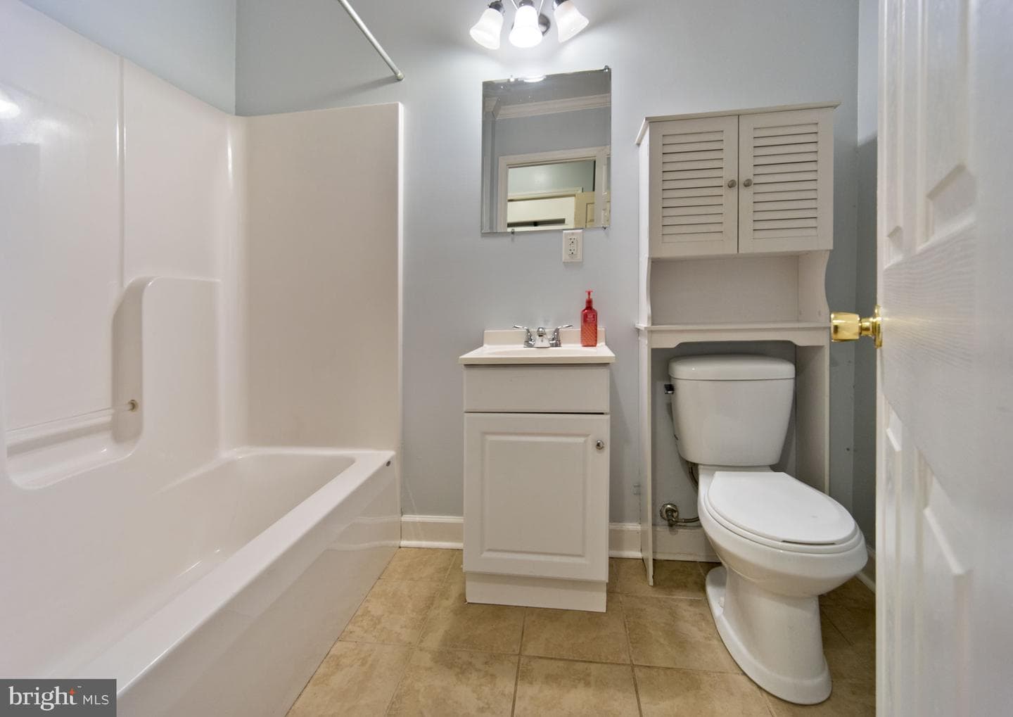 349 E Marion Street photo 7