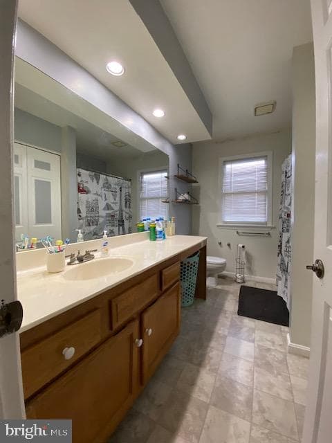 695 Topaz Drive photo 3
