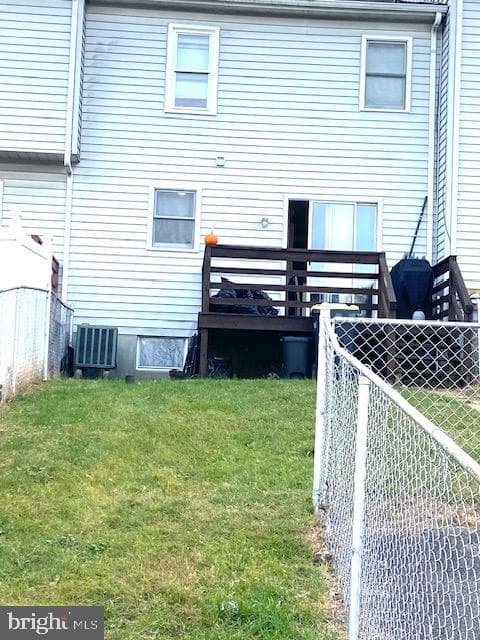 695 Topaz Drive photo 4