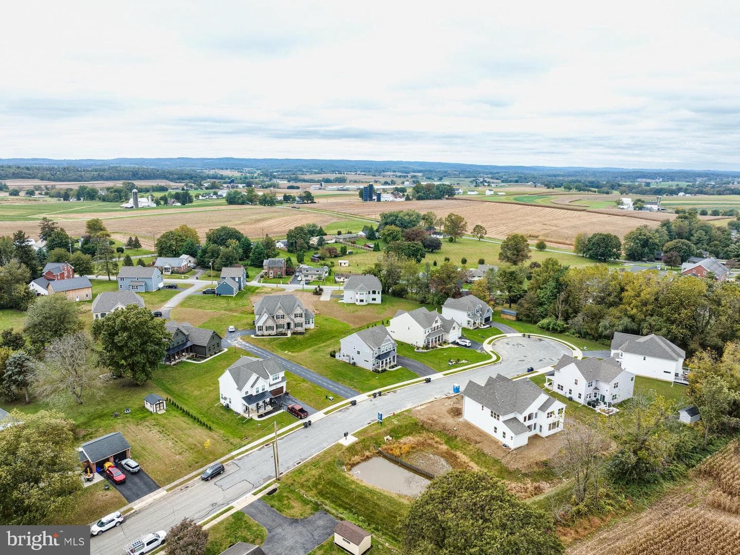 350 Village Road #devonshire photo 51