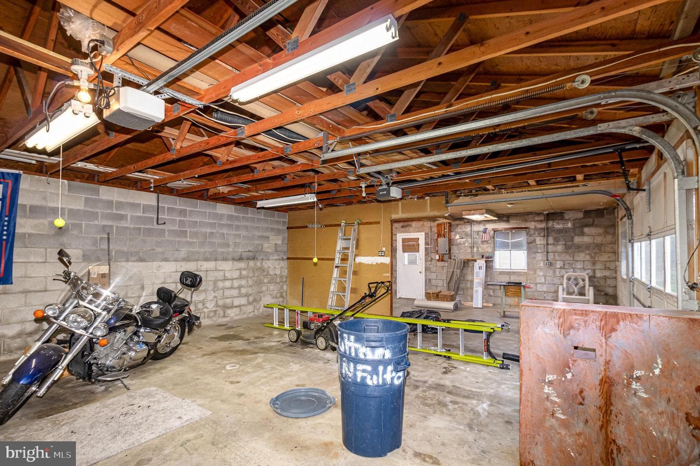 1 N Fulton Street photo 29