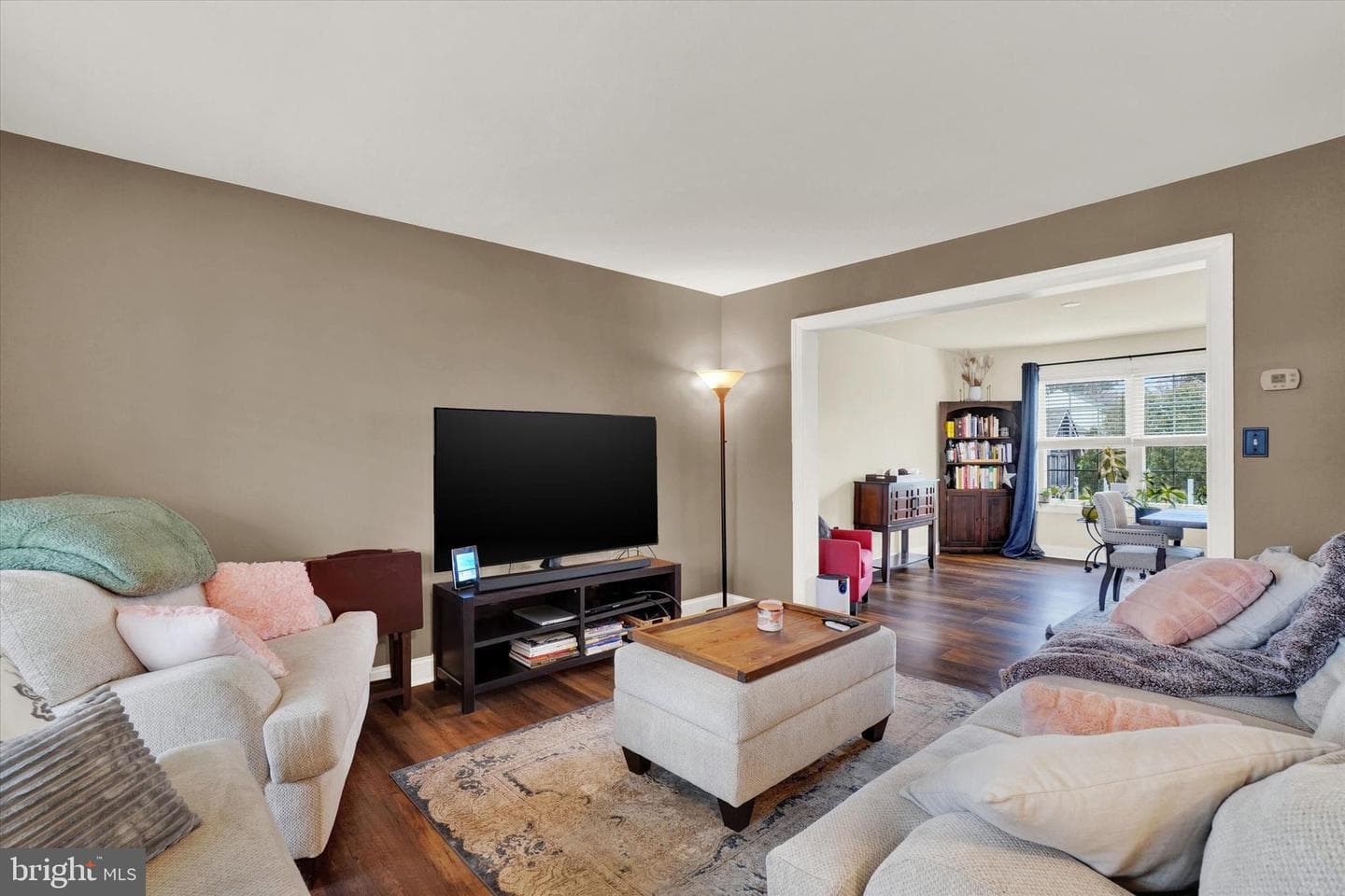 718 Arbor Rose Avenue photo 4