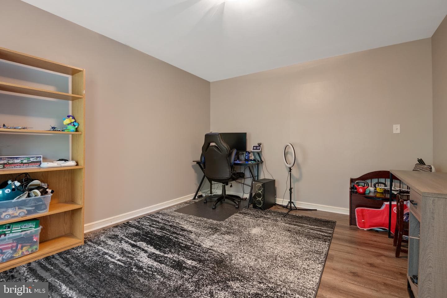 761 Barrholly Drive photo 21