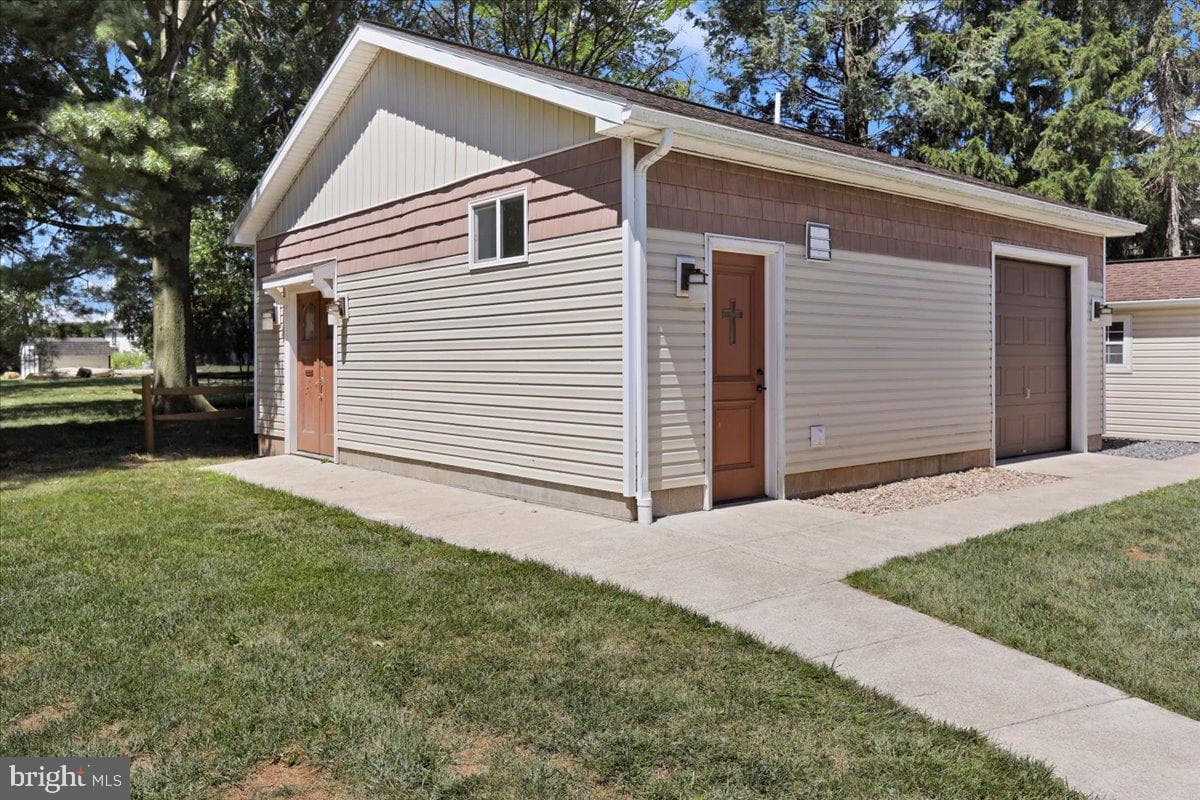 11 James Drive photo 48