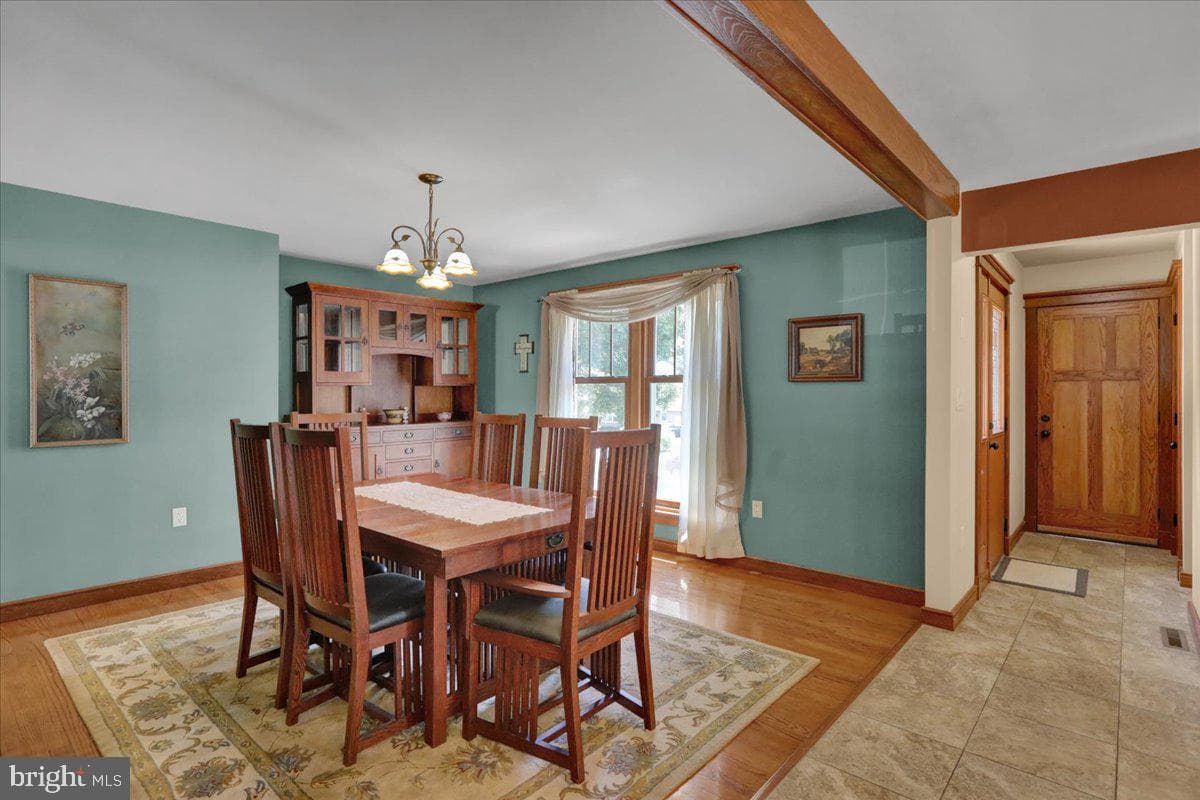 11 James Drive photo 8