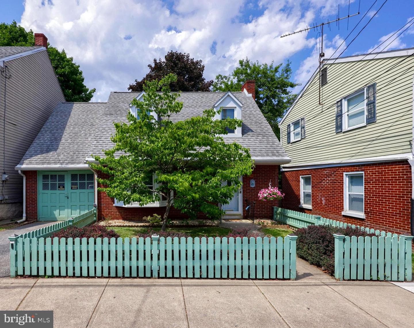 813 5th Street photo 2