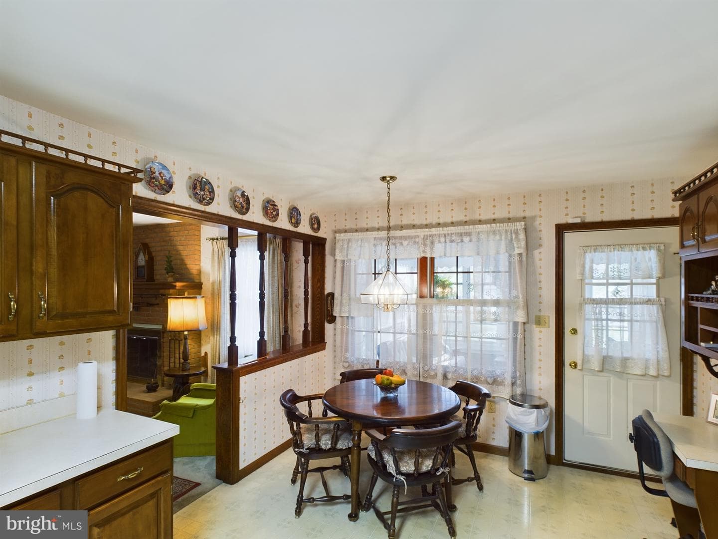 409 Rhoda Drive photo 9