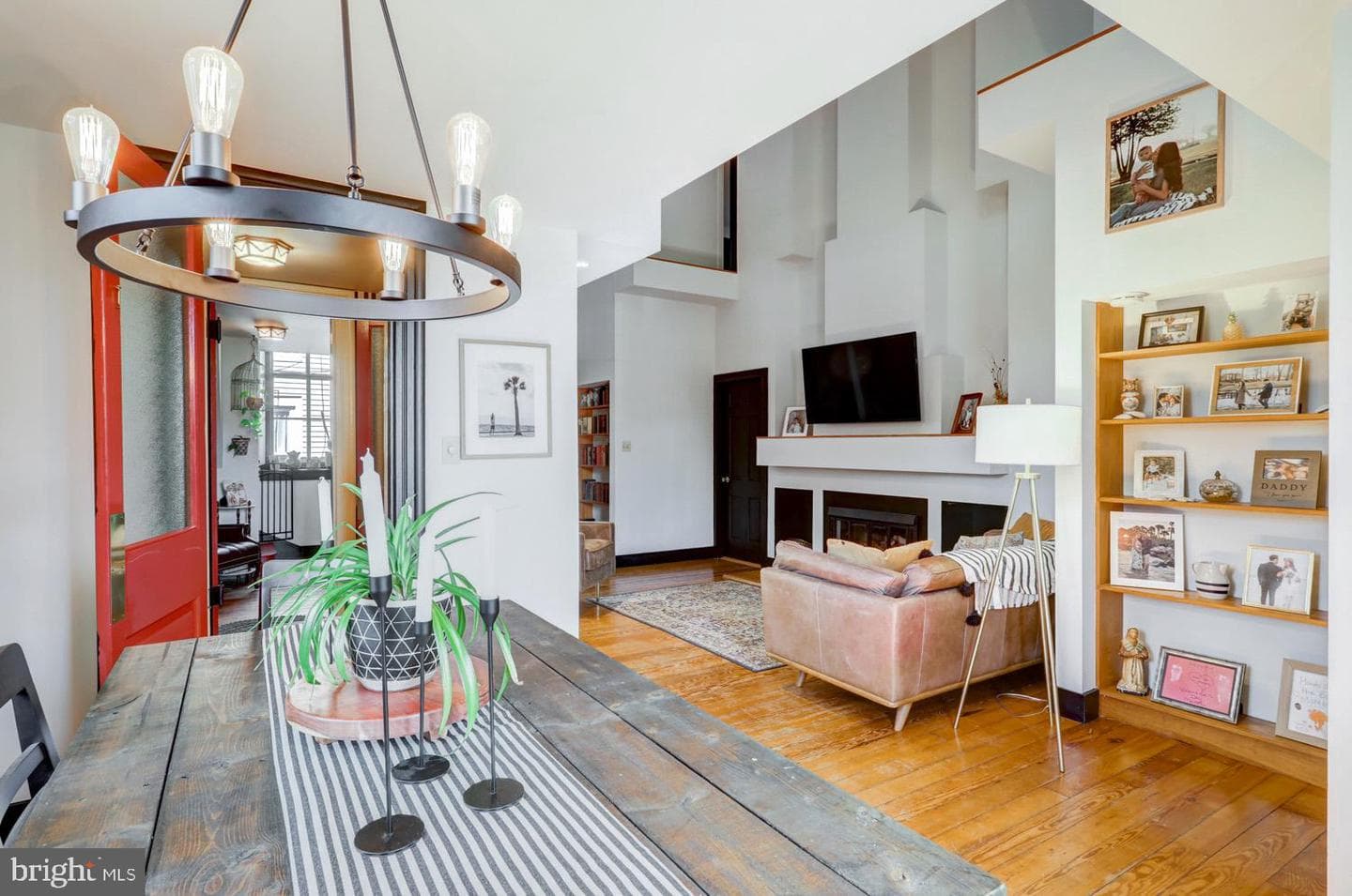 102 W Walnut Street photo 10
