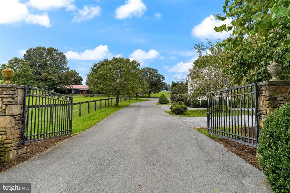650 Bell Road photo 2