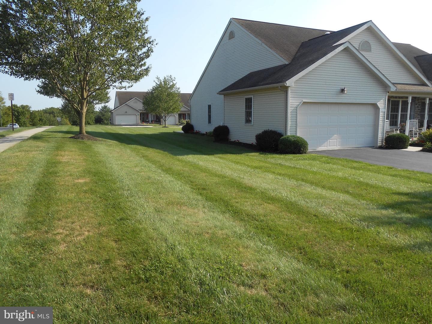 402 Thrush Drive photo 45