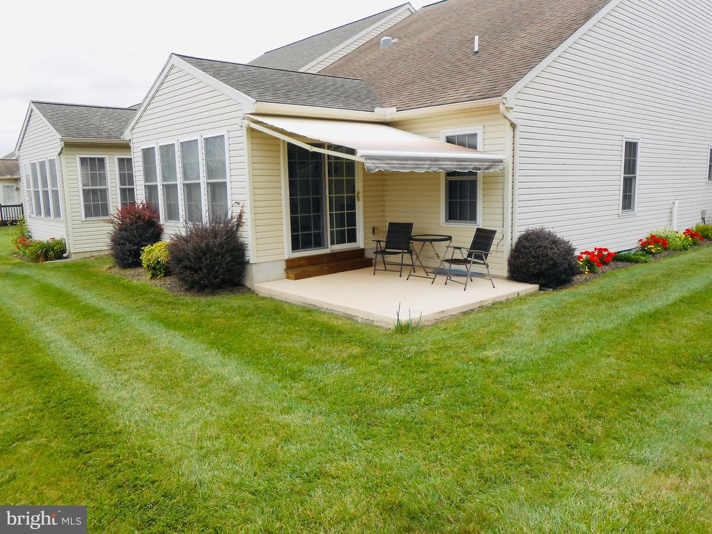 402 Thrush Drive photo 5