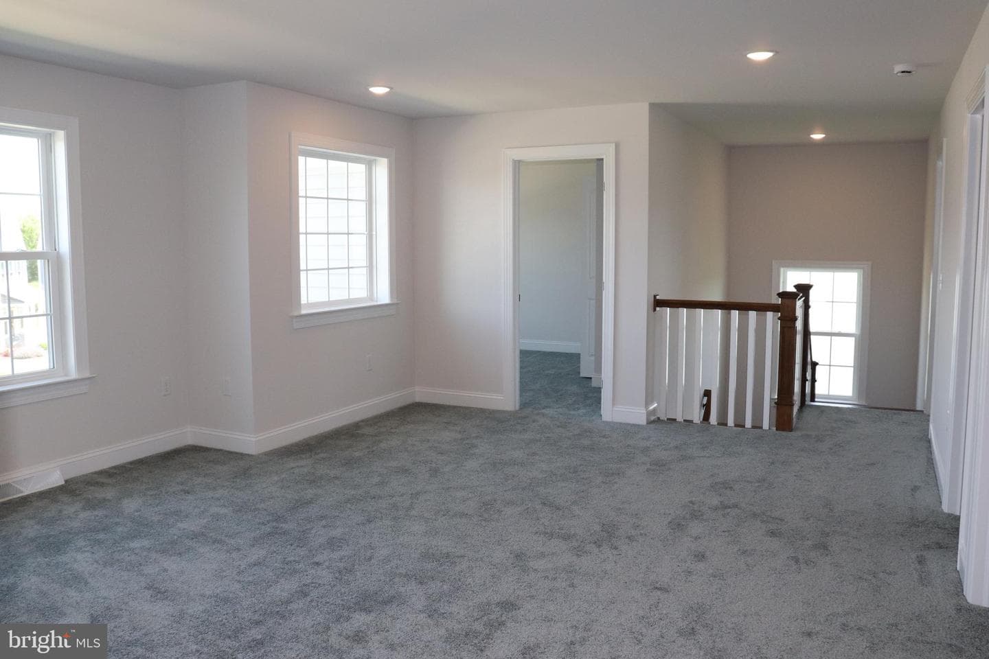 1029 Strafford Place #55 photo 27