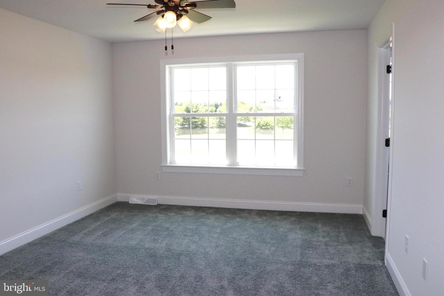 1029 Strafford Place #55 photo 32