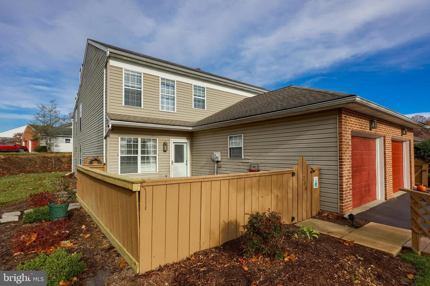 208 Winding Hill Drive photo 2