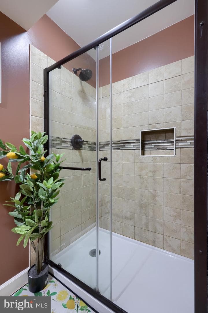 208 Winding Hill Drive photo 28