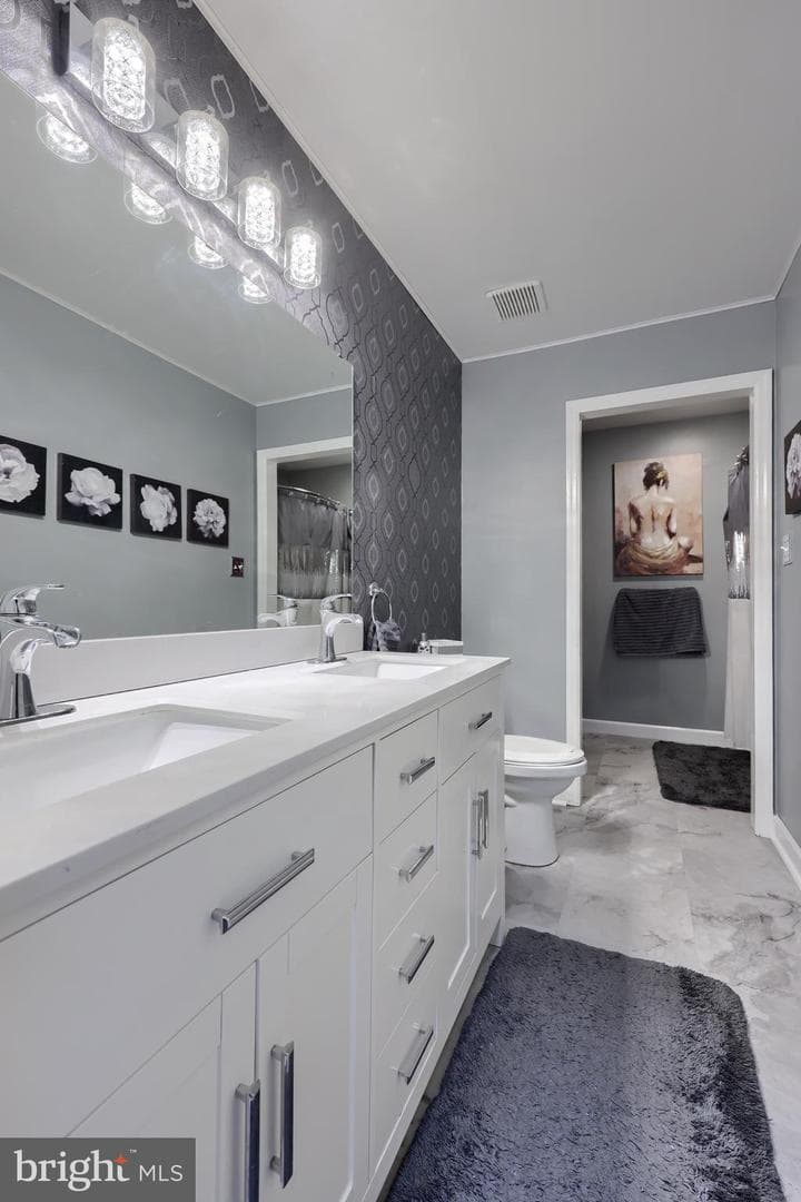 208 Winding Hill Drive photo 34