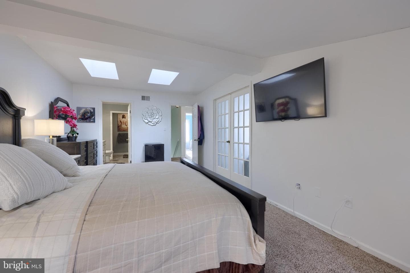208 Winding Hill Drive photo 40