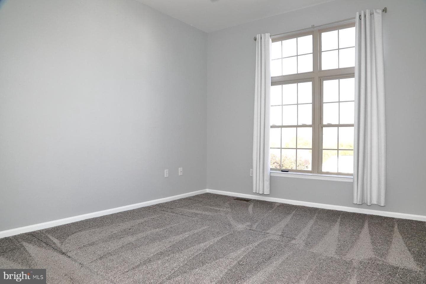 9 York Court photo 19