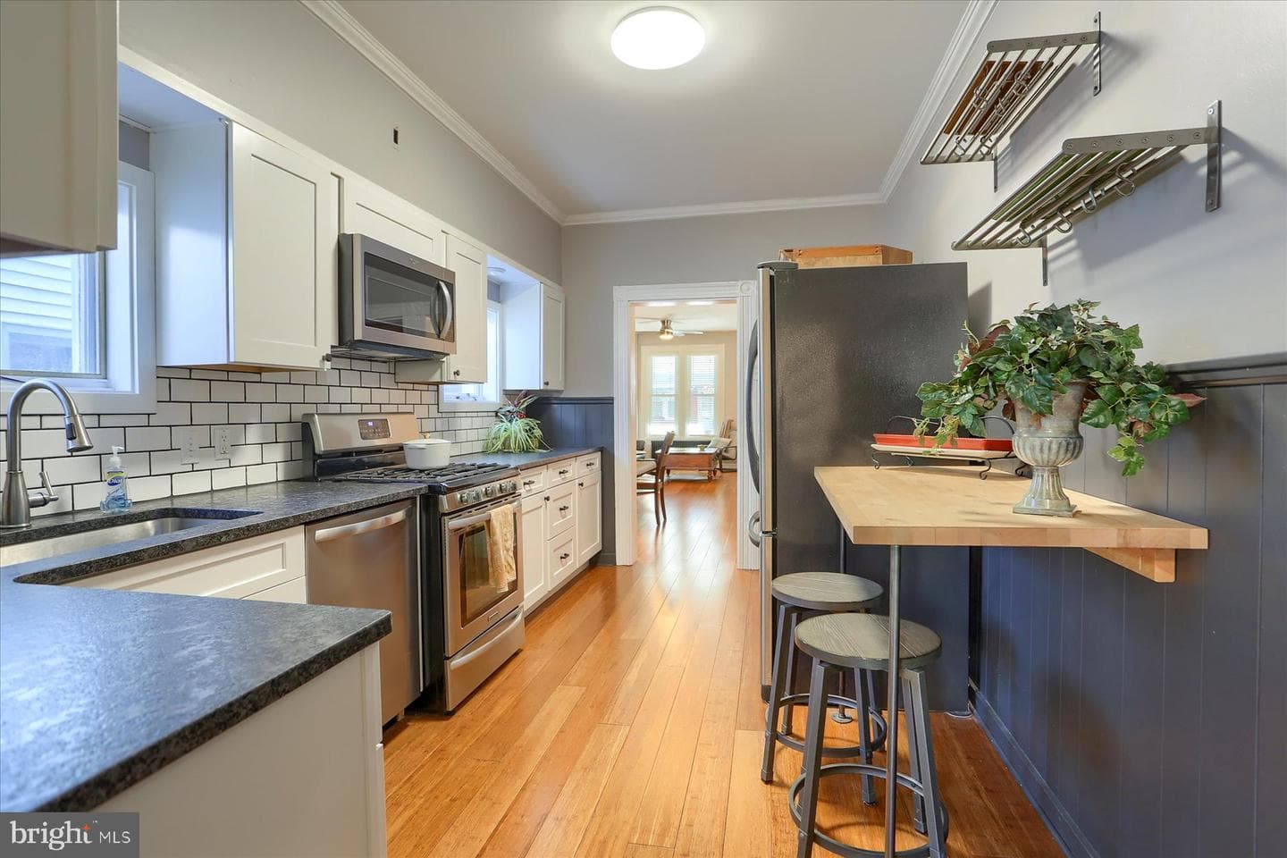 534 Lancaster Avenue photo 10