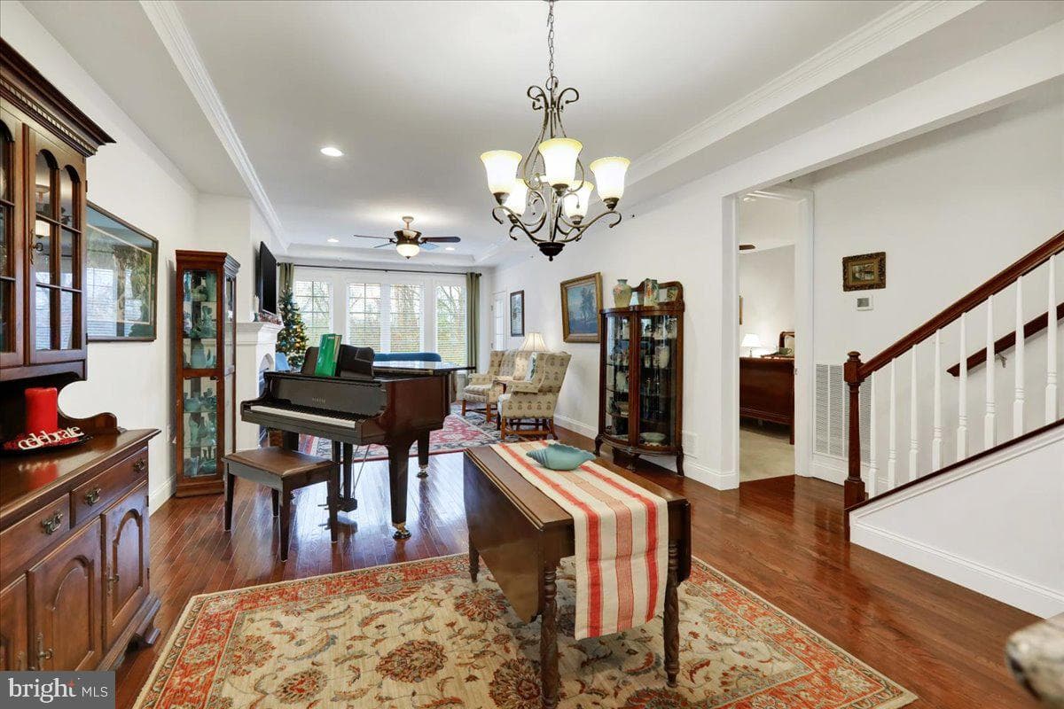 215 Steepbank Road photo 9