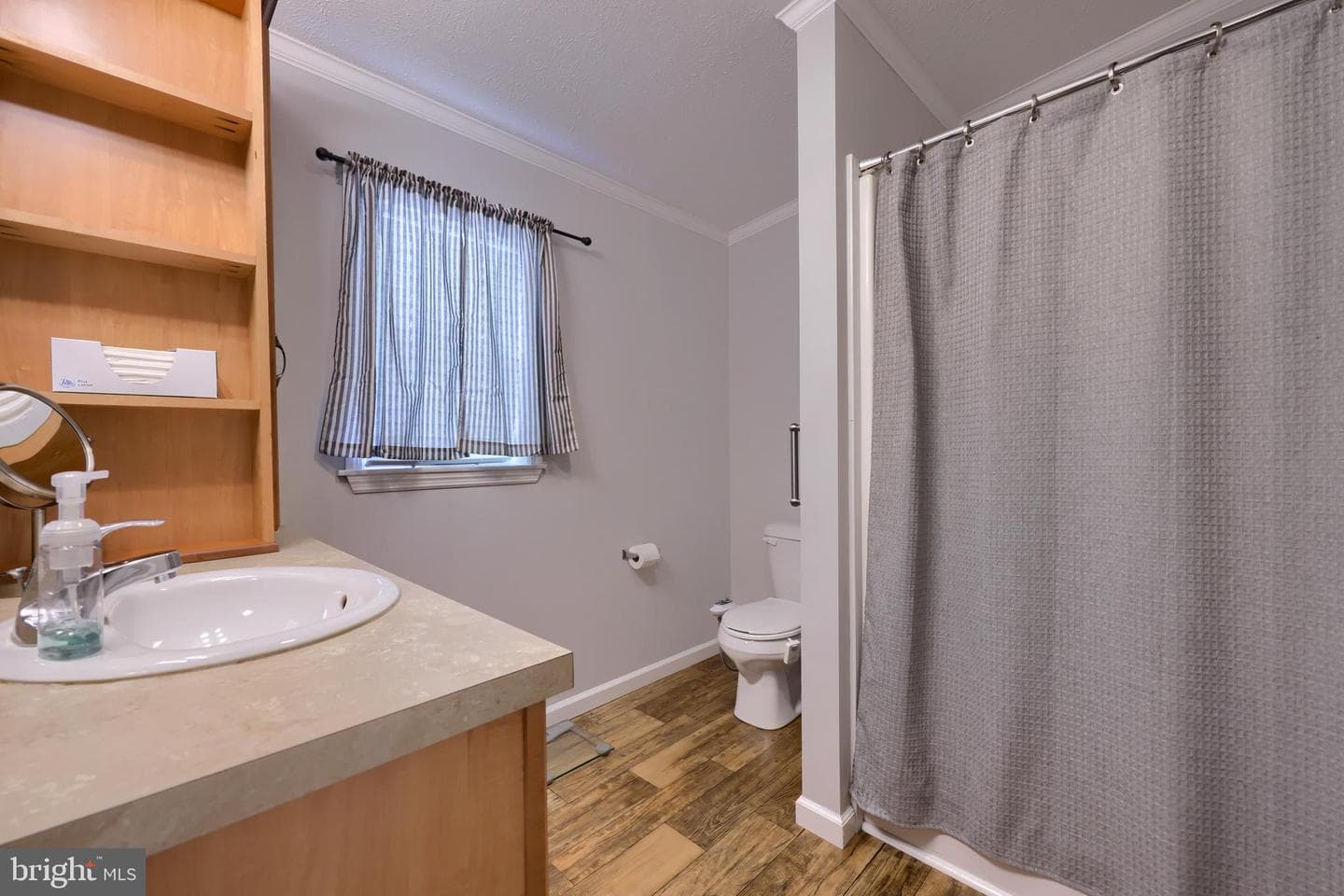 311 Summers Drive photo 26