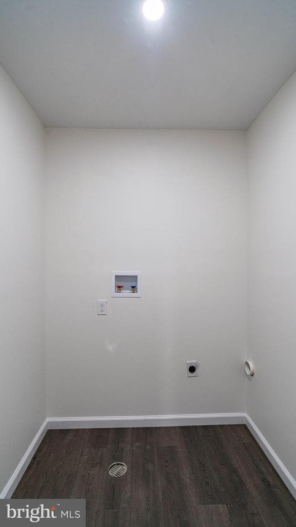 151 Nicholas Road photo 42