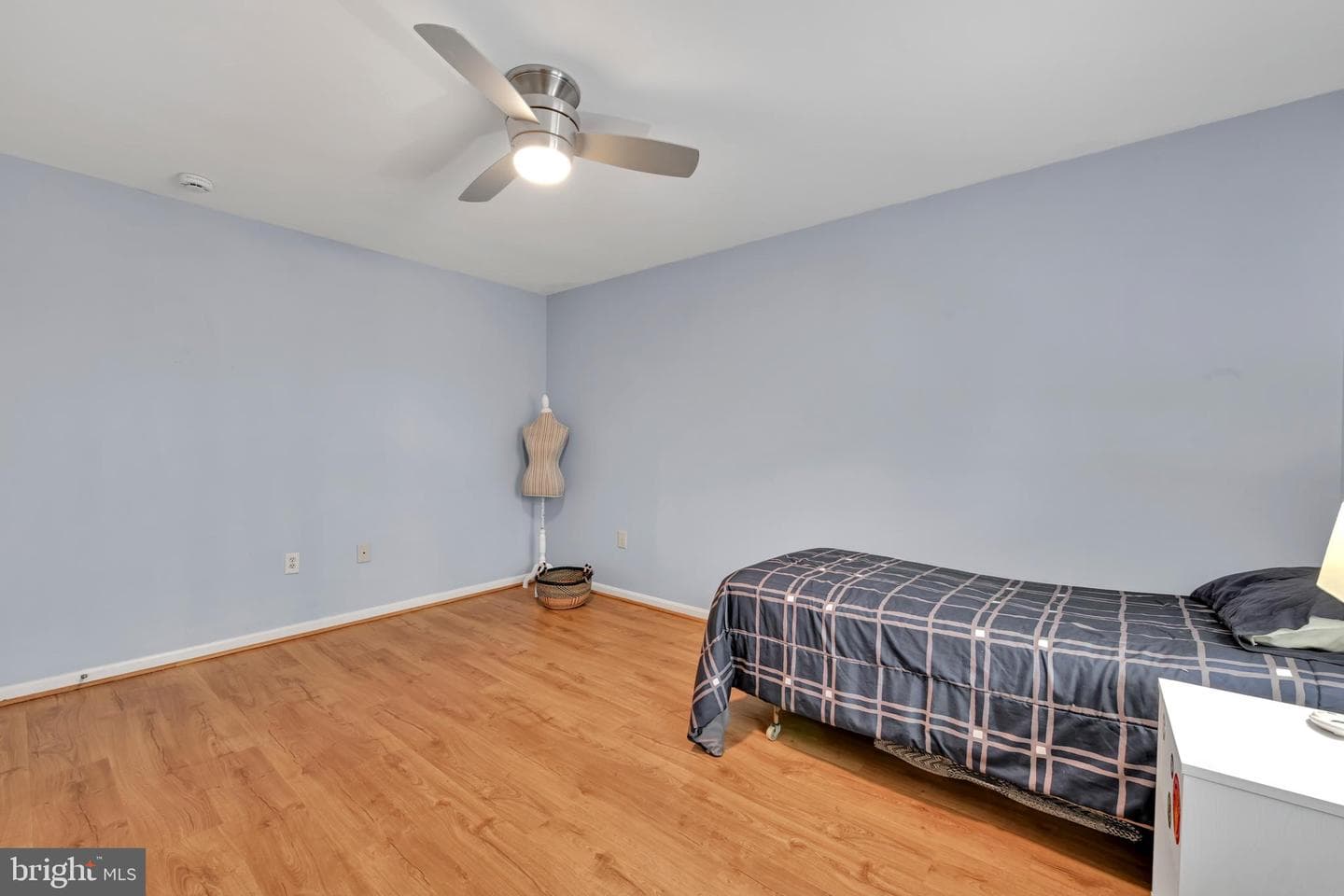 729 Rosemont Drive photo 25