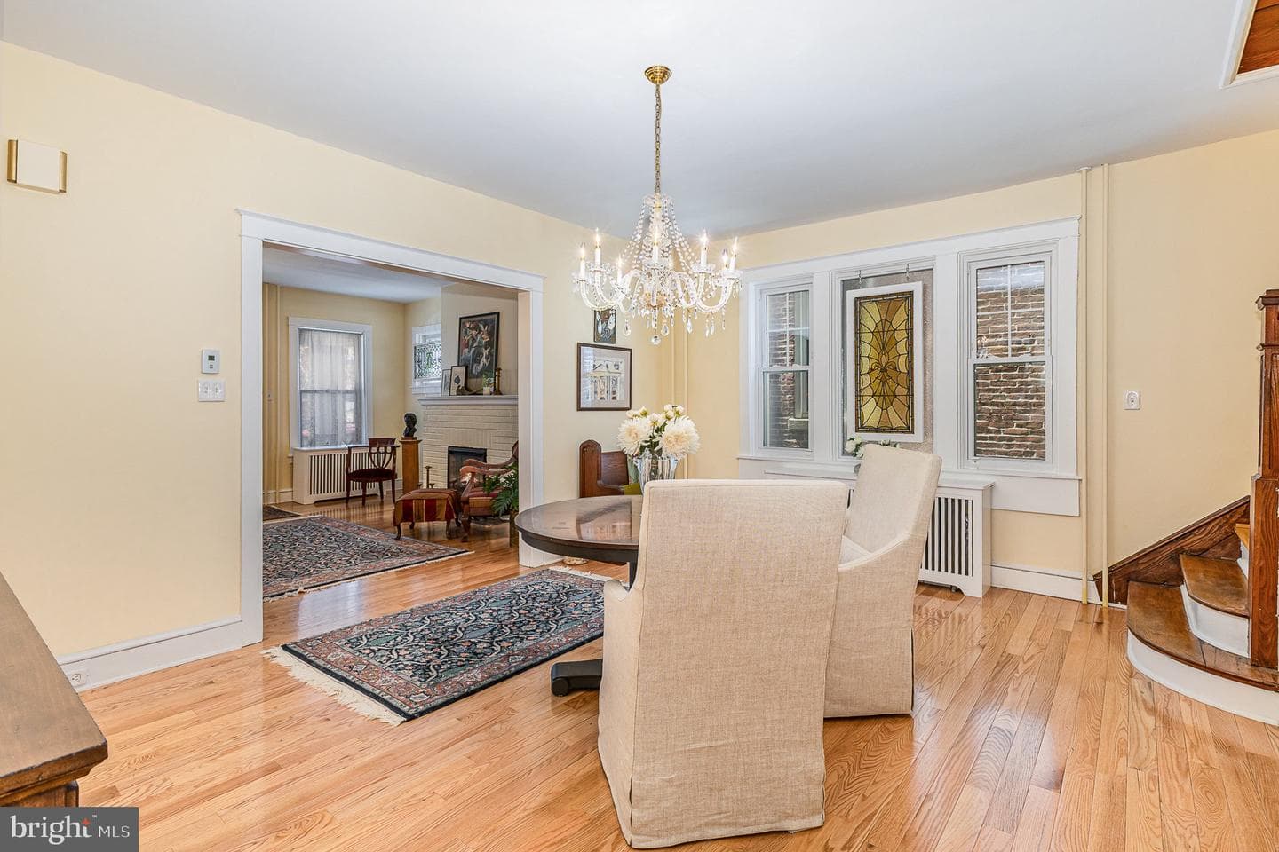825 W Walnut Street photo 7