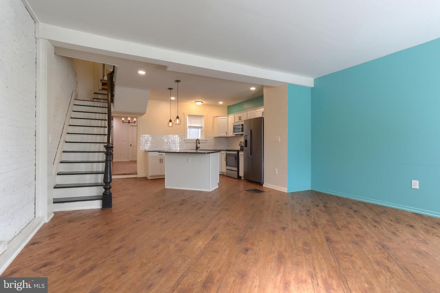 221 W Vine Street photo 13