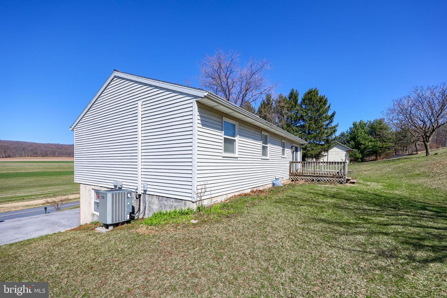 310 Long Lane photo 32