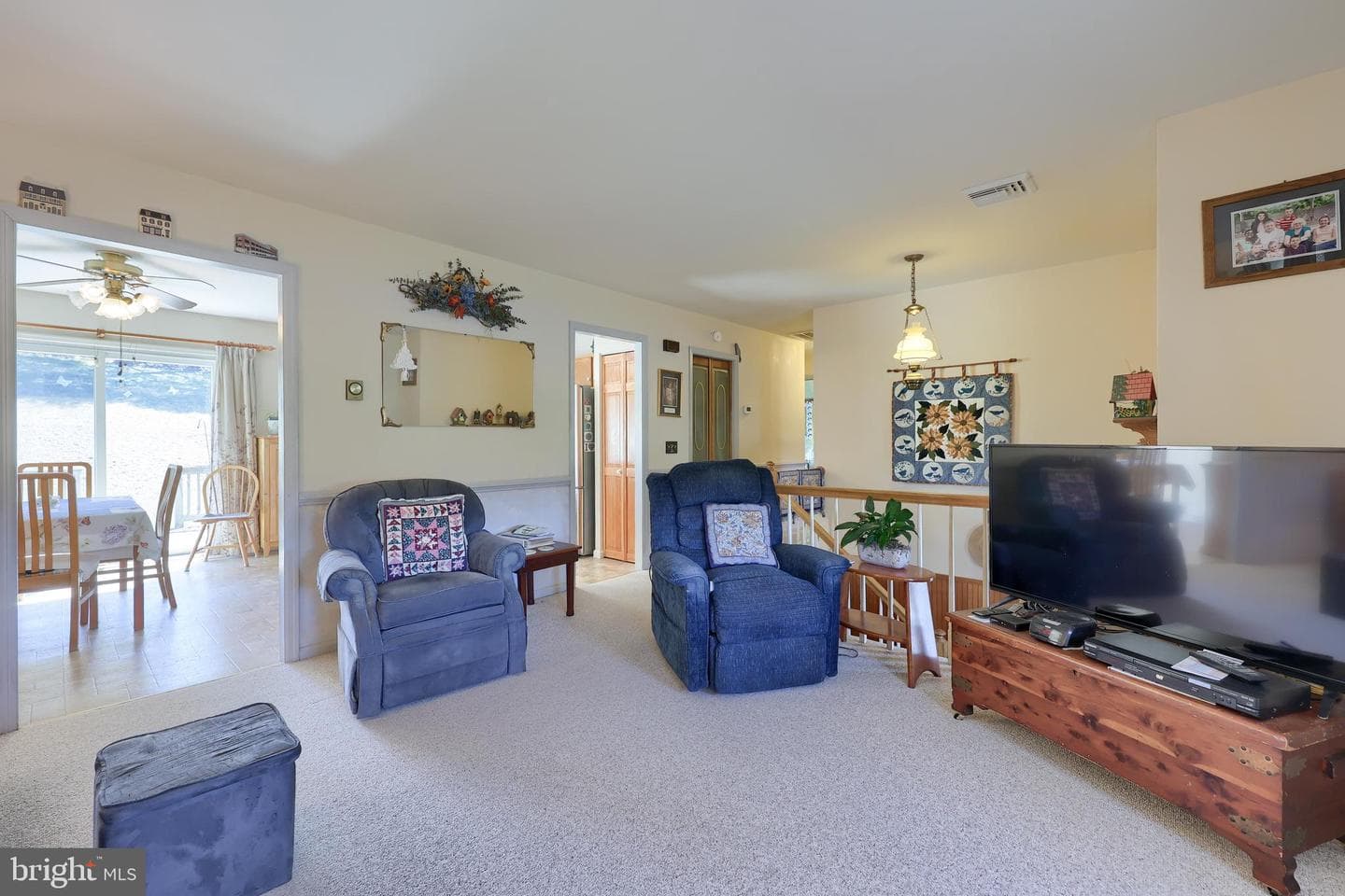 310 Long Lane photo 9