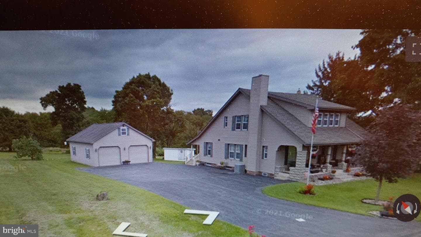 268 W Main Street photo 3