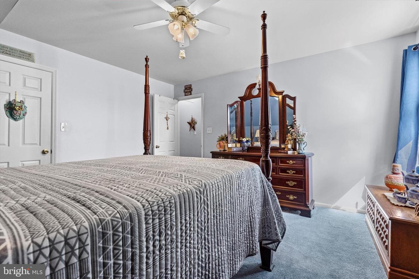 200 Huntington Drive photo 20