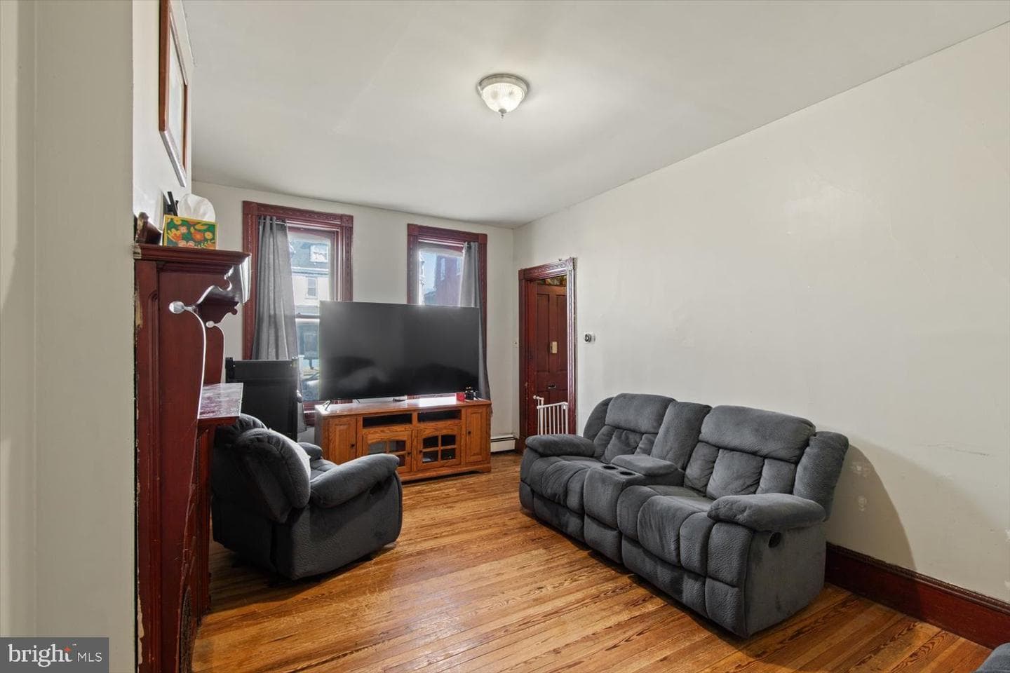 644 Chestnut Street photo 21