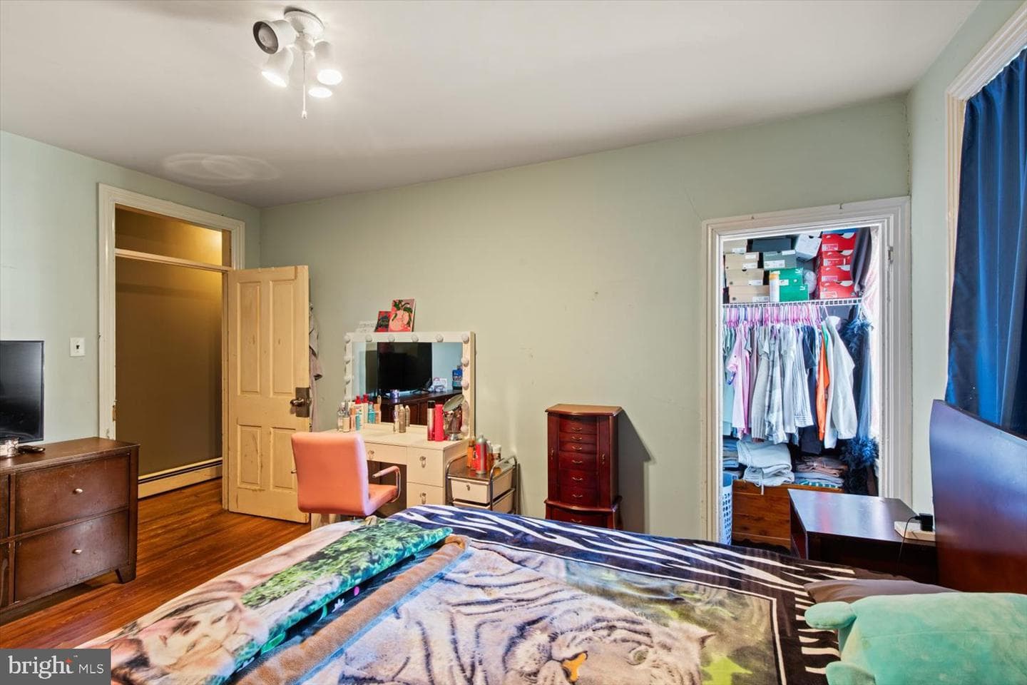 644 Chestnut Street photo 30