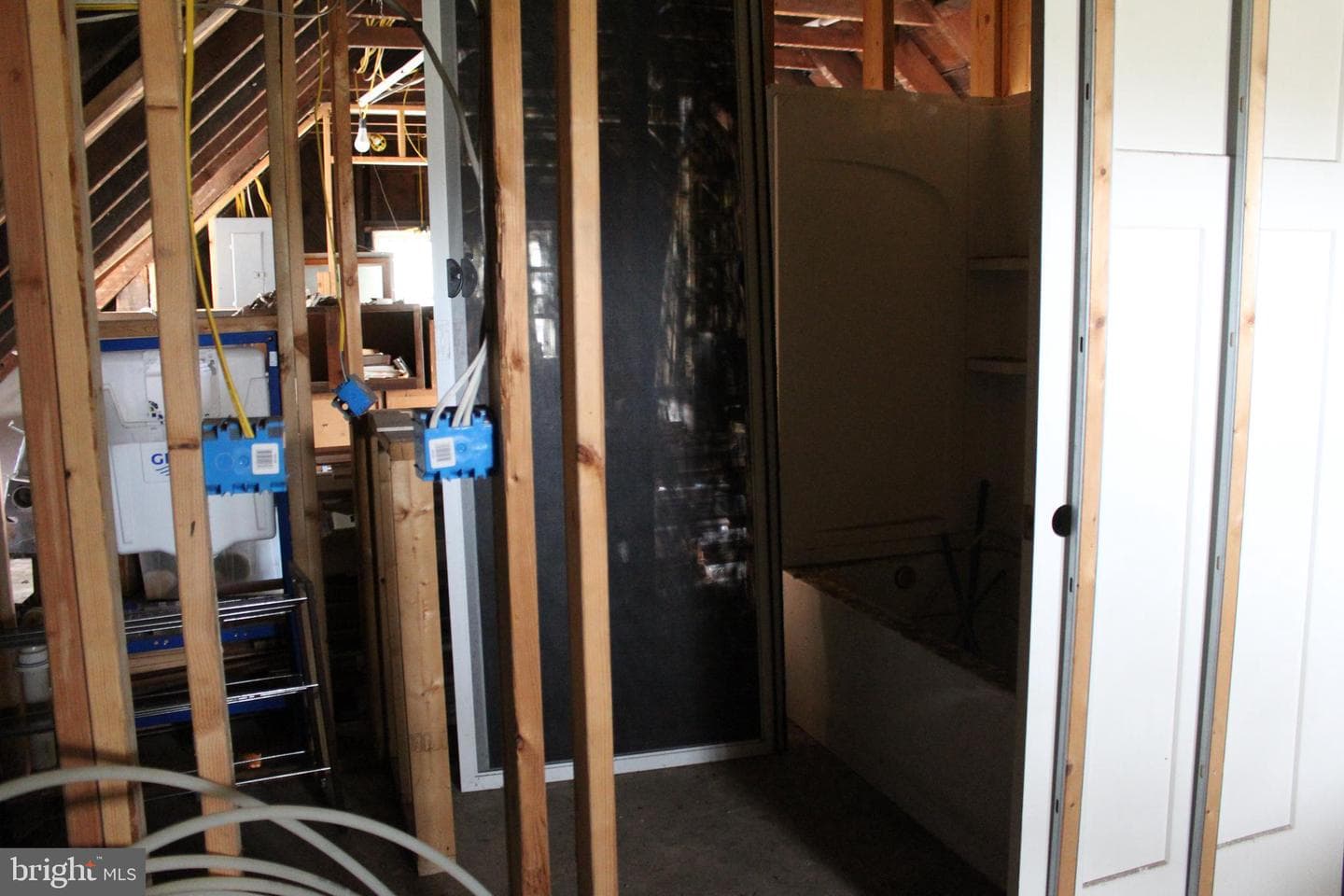 67 Keller Avenue photo 23