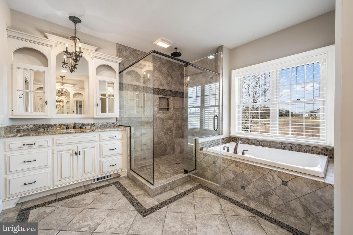 343 Ecker Drive photo 18