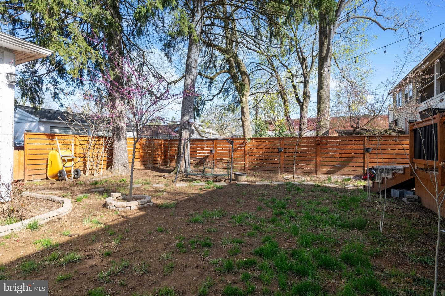 109 S Hazel Street photo 41