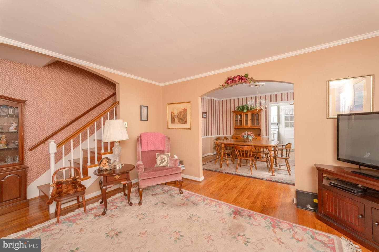 636 Fountain Avenue photo 5