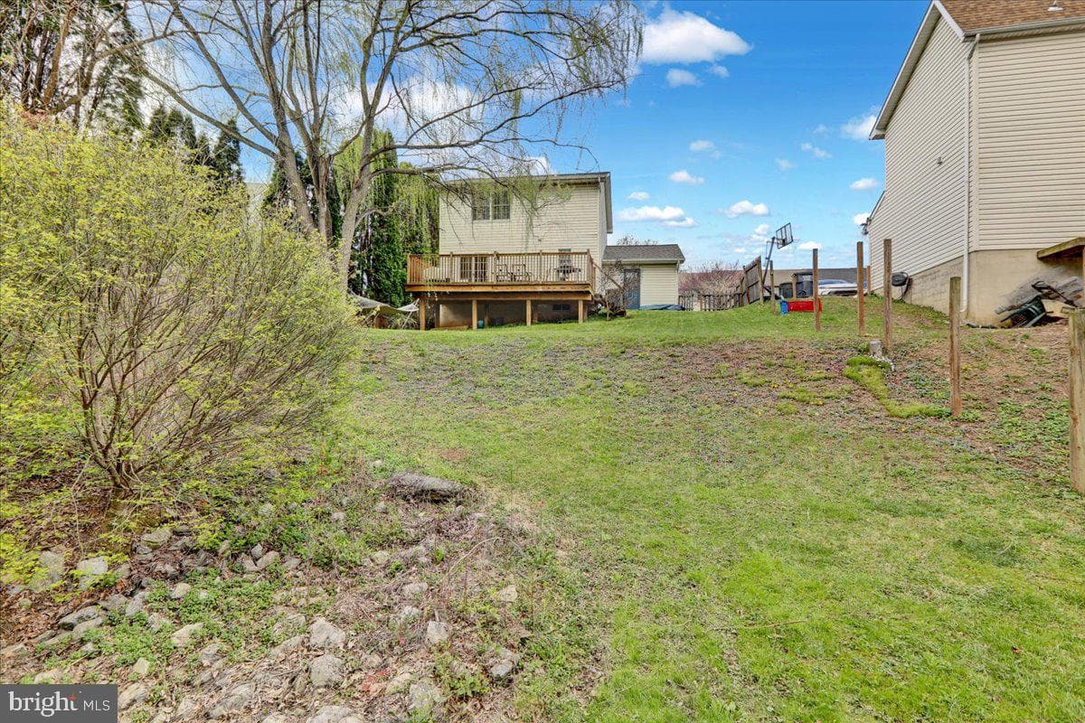 112 Townhouse Lane photo 32