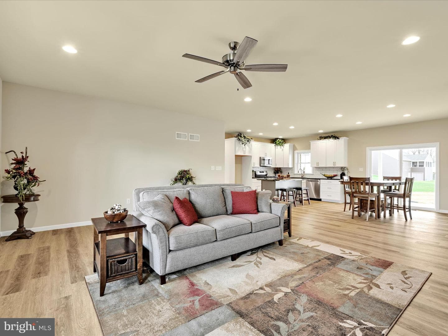 210 Randolph Drive photo 6
