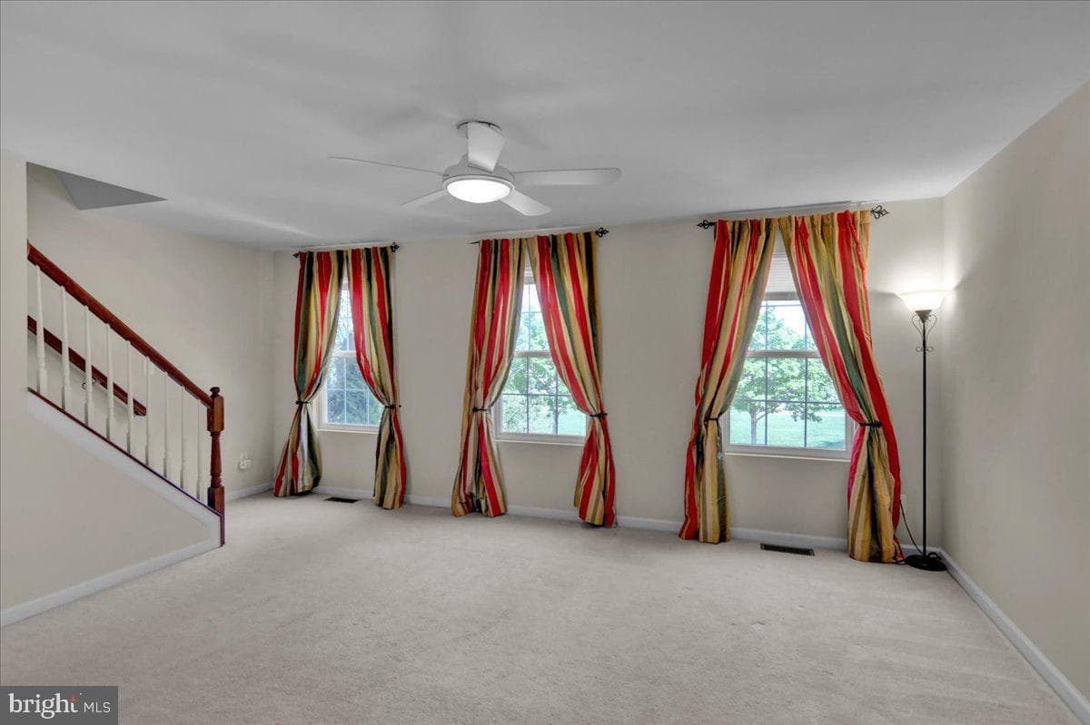 346 Dickens Drive photo 11