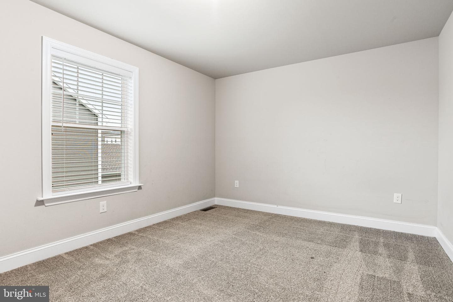 33 Coastal Avenue photo 47