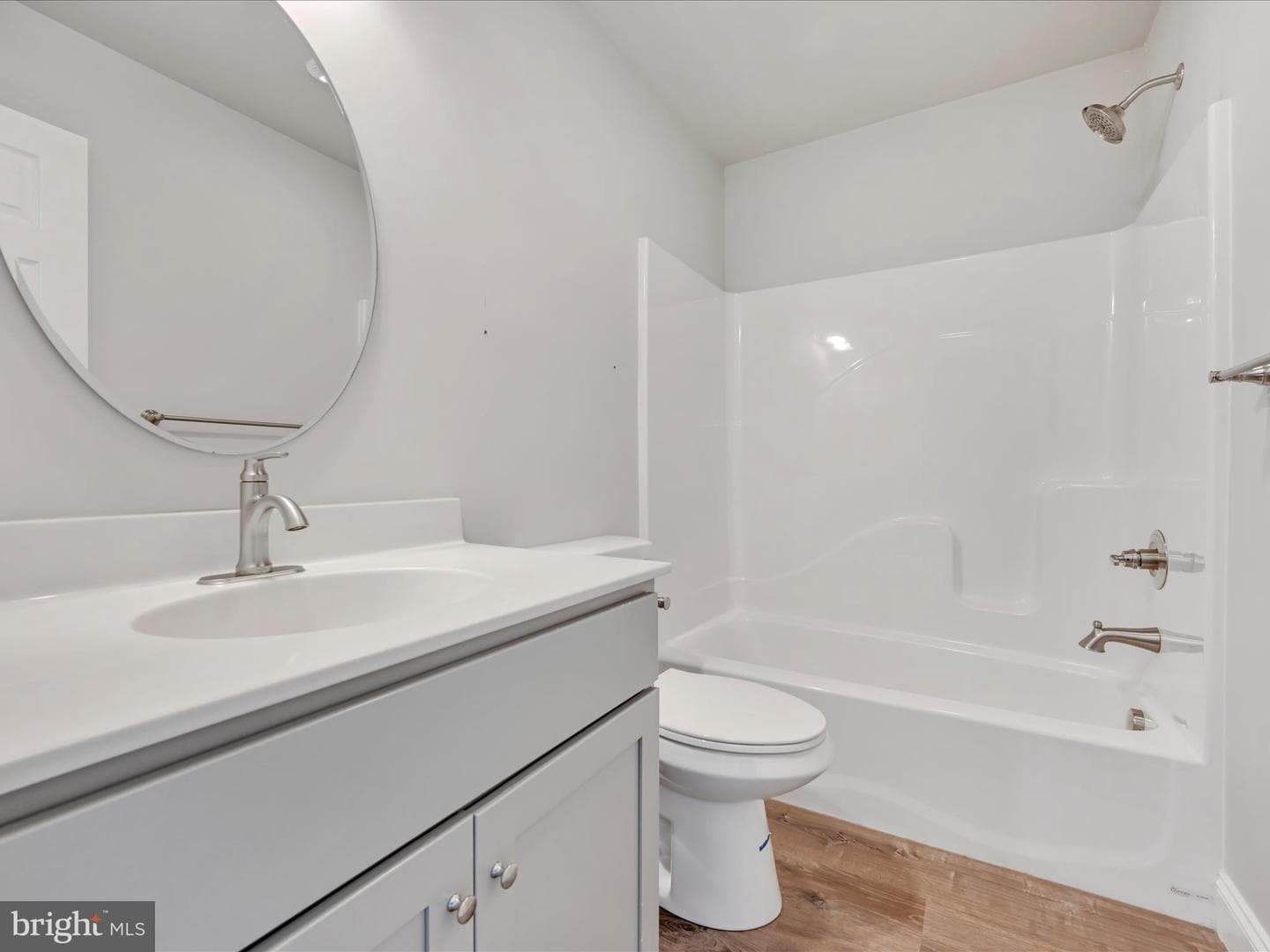 33 Coastal Avenue photo 78