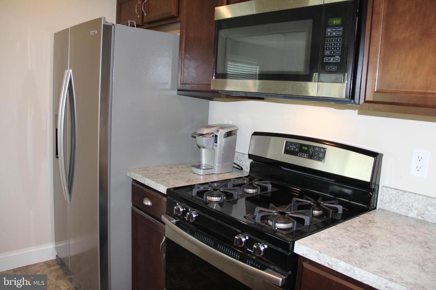 25 Amber Lane photo 14