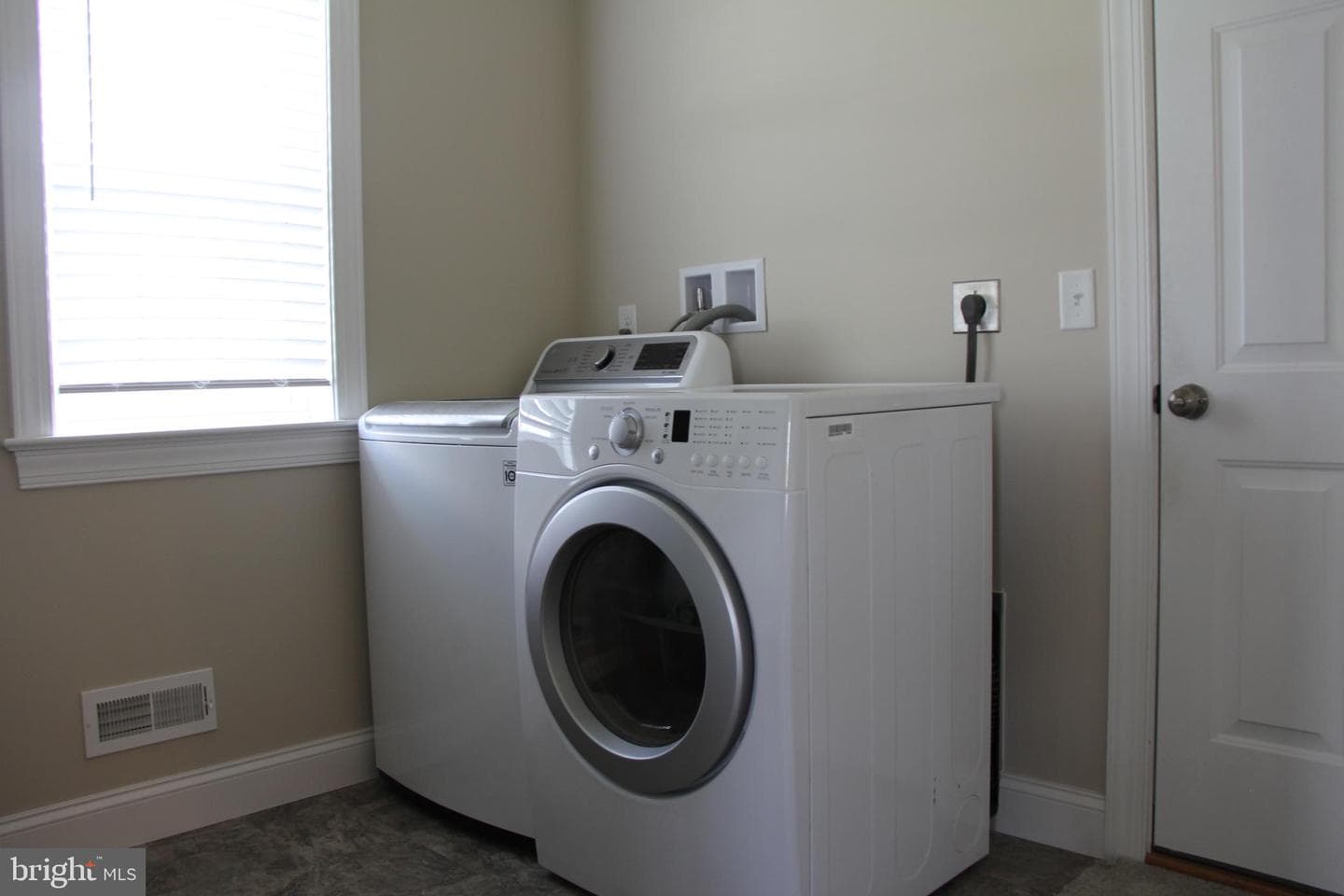 25 Amber Lane photo 18