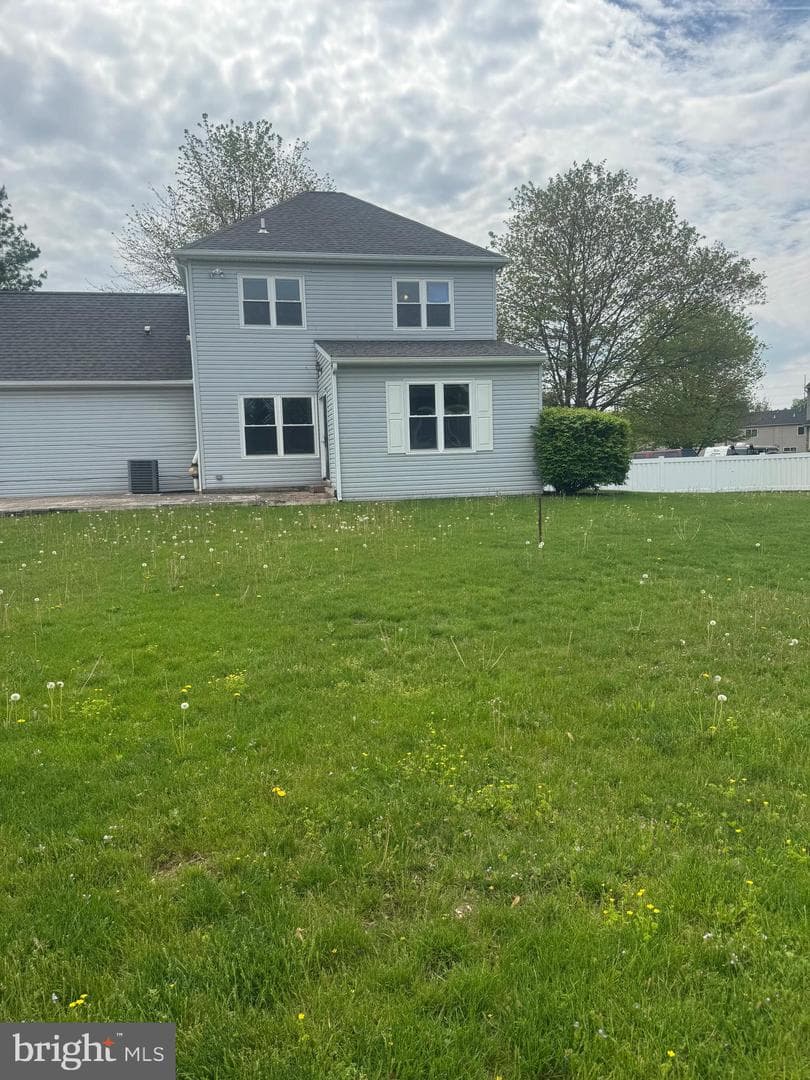 202 Rocklawn Lane photo 2