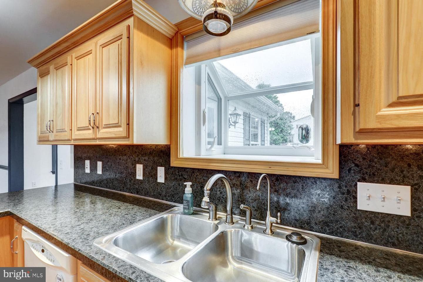 57 Carriage Drive photo 17
